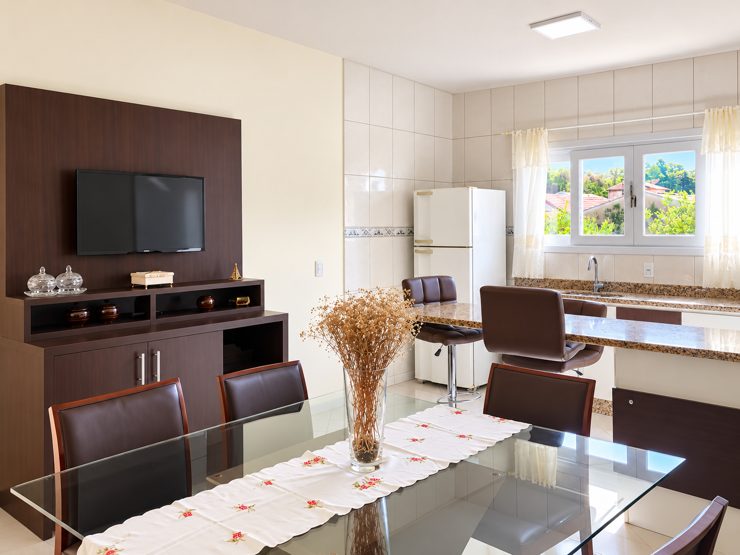 Casa com 1 suíte e 2 dormitórios - foto 4